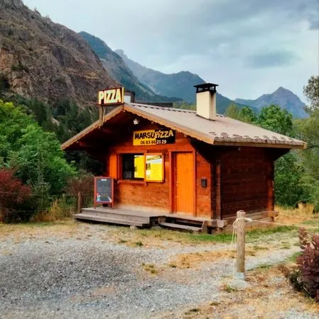 Marsupizza - Pizzeria + chalet équipé + terrain - Prelles (5 min Briançon