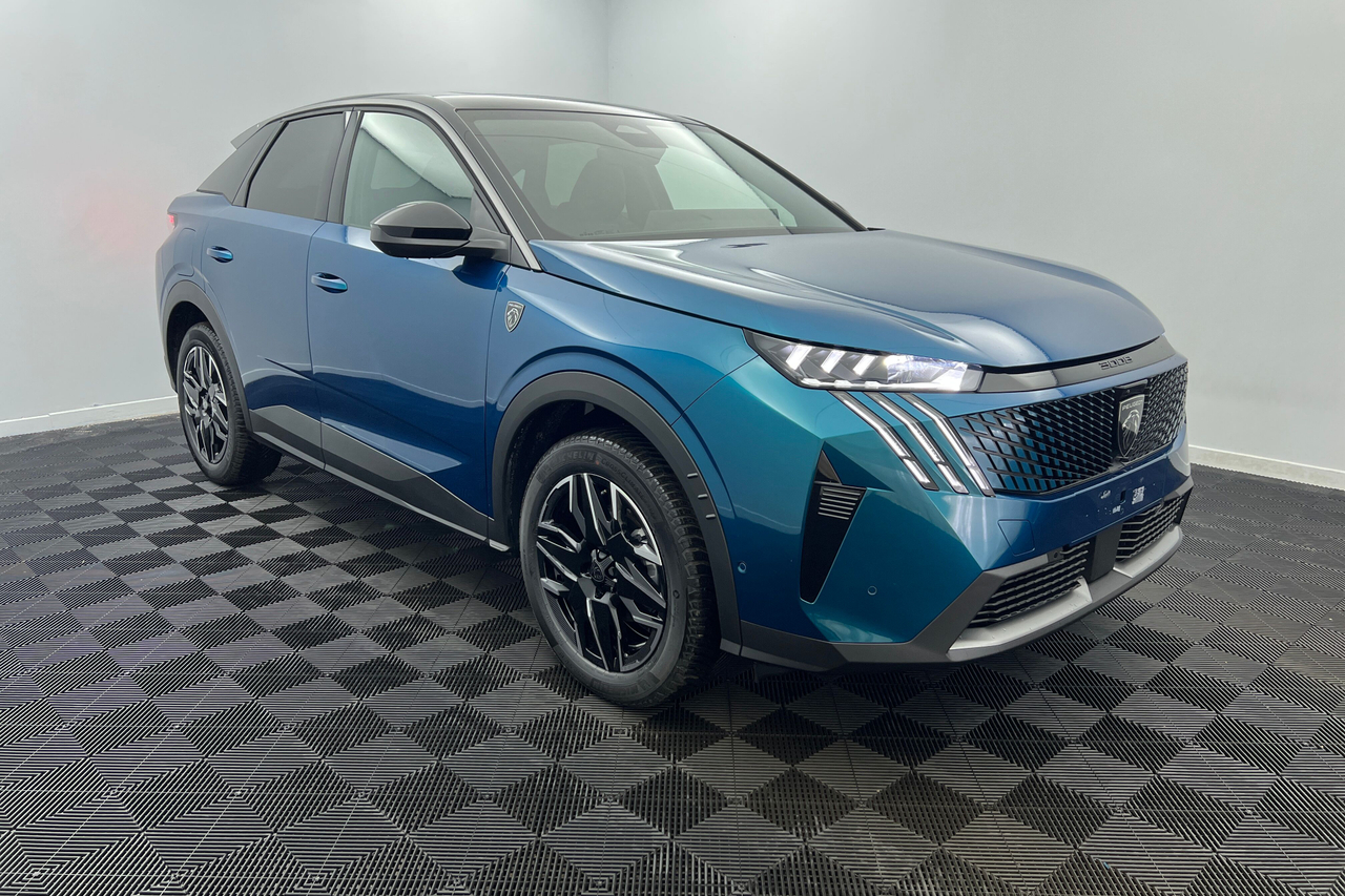 PEUGEOT 3008 Hybrid 145 e-DCS6 — photo 3