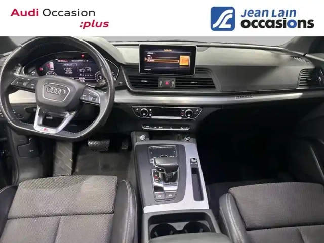 Audi Q5 55 tfsi e 367 s tronic 7 quattro — photo 18