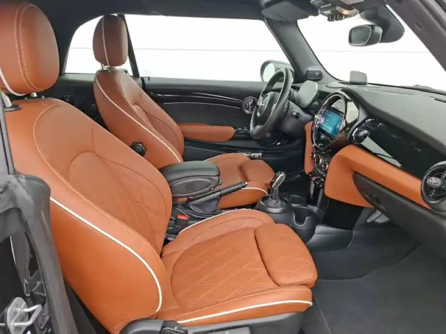 Mini Mini cabriolet cooper 136 ch dkg7 — photo 2