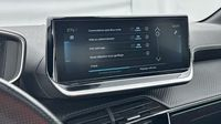 Peugeot 208 e-208 136ch GT — photo 13