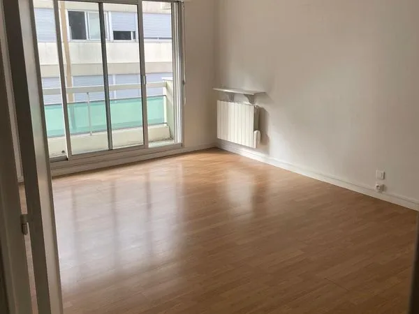 BORDEAUX - TIVOLI / PARC RIVIÈRE | T2 51 m² - BALCON - PARKING - CELLIER