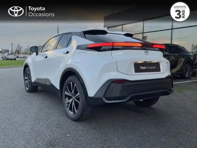 Toyota C-Hr 2.0 hybride rechargeable 225ch design pk my25 — photo 2