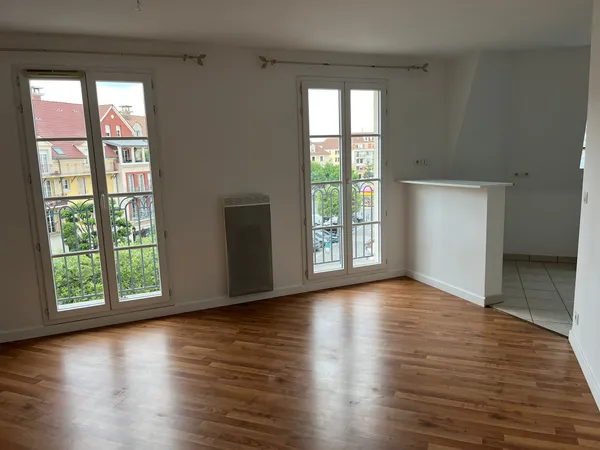 Vends appartement 40m² excellent état Vauréal 95, proximité Cergy (Safran, Thales,...)