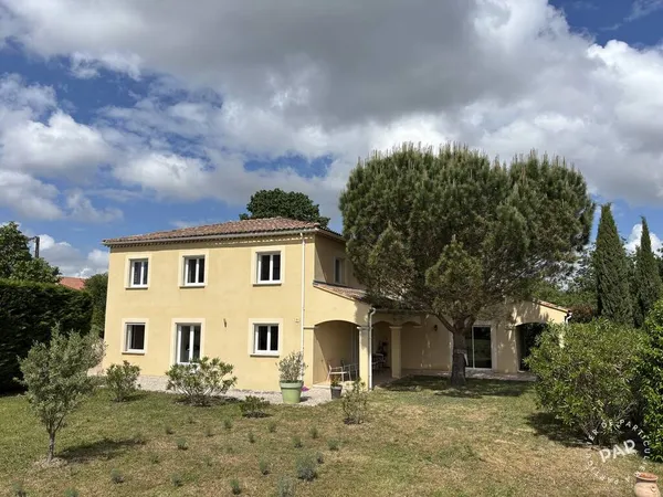 Maison 7 pièces 206 m²