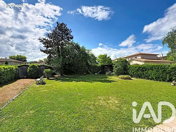 Maison 6 pièces 87 m²