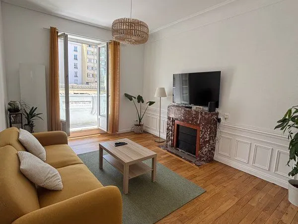 Chambre disponible dans appartement 95m2