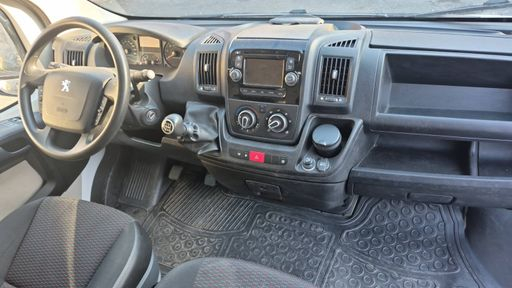 Peugeot Boxer L1H1 2.2 HDI 110 - Confort – 2015 – 24255 km – Diesel – Boîte Manuelle — photo 48