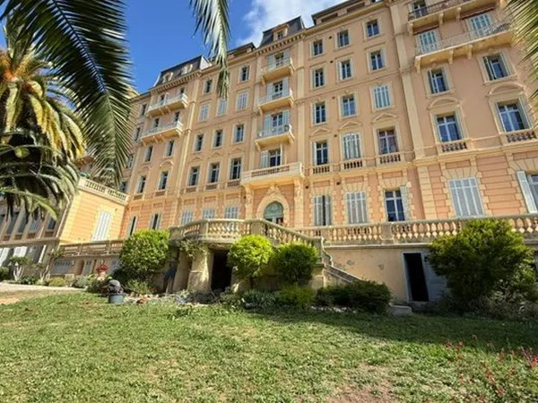 Appartement 4 pièces 90 m²