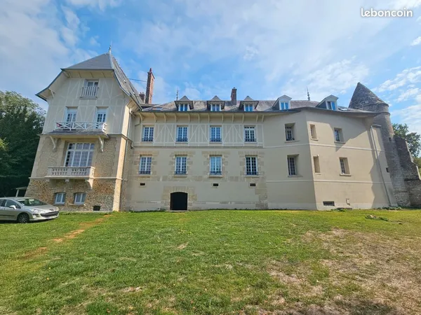 LOCAL / STOCKAGE DE 75 / 80 m2 CERGY à 25 minutes MAGNY EN VEXIN à 8 minutes GISORS à 12 minutes