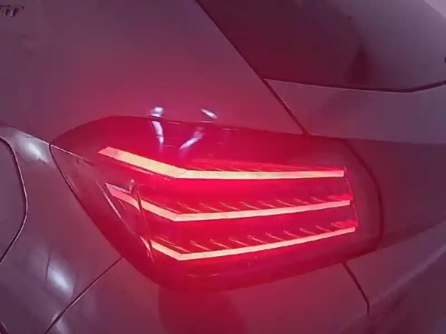 Peugeot 208 hybrid 110 e-dcs6 — photo 113