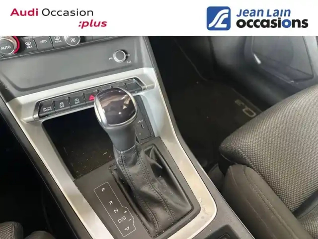 Audi Q3 sportback 35 tfsi 150 ch s tronic 7 — photo 13
