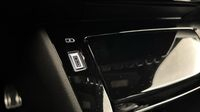 Peugeot 2008 1.2 PureTech 130ch S&S GT EAT8 — photo 30
