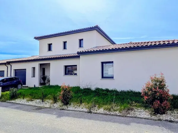 Maison 5 pièces 140 m²