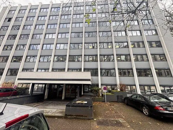 Bureaux 103 m²