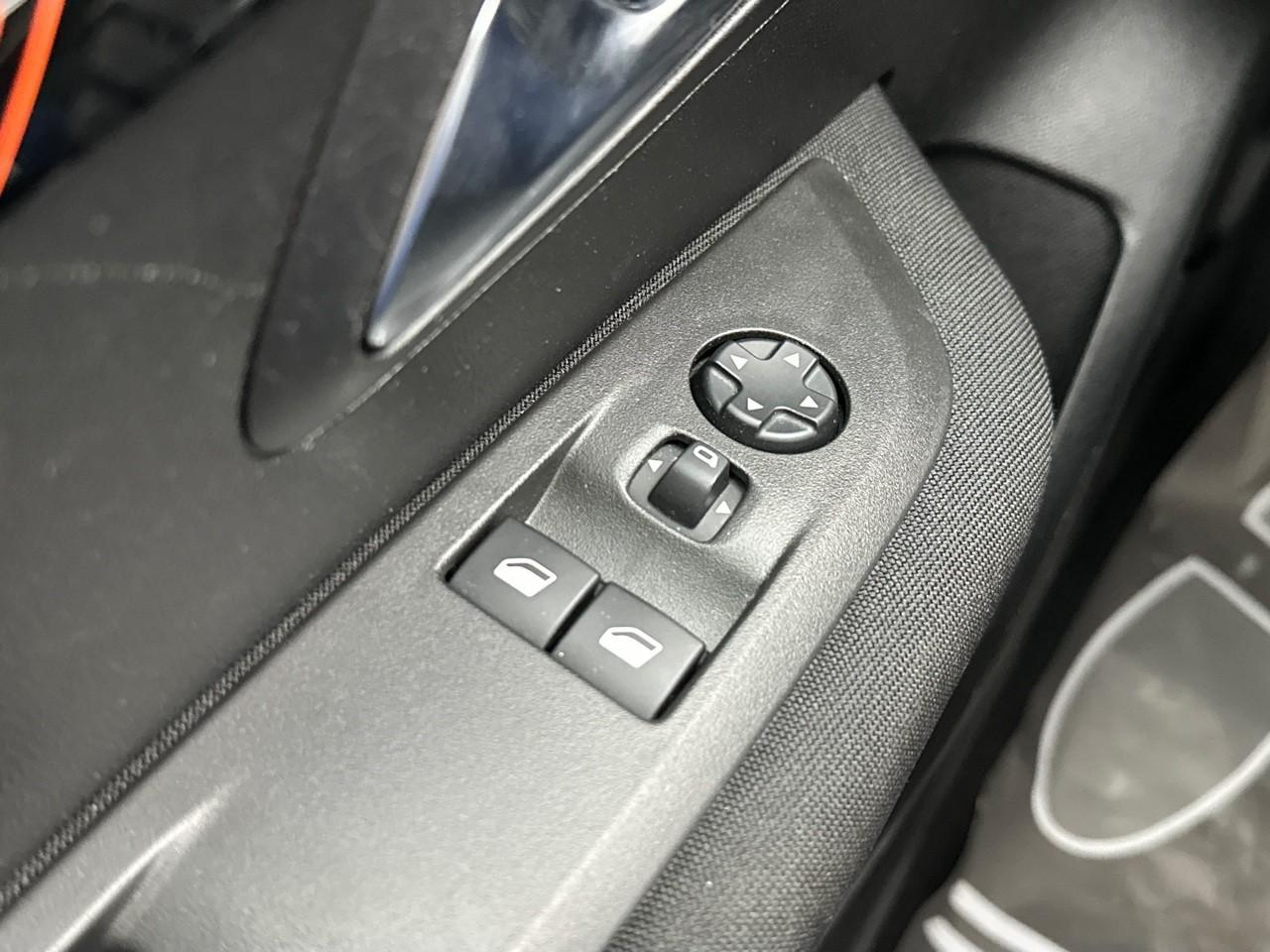 Peugeot 208 puretech 75 s&s bvm5 active — photo 15