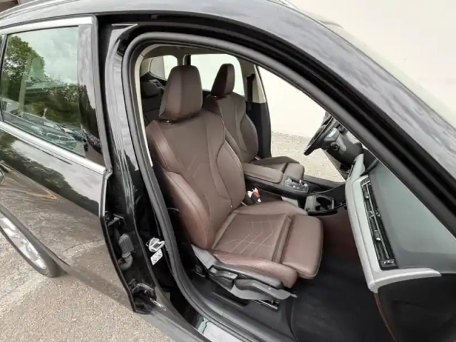 Bmw X1 sdrive18d 150ch business design — photo 19