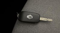 Renault Clio 1.5 dCi 100ch Evolution - 25 — photo 16
