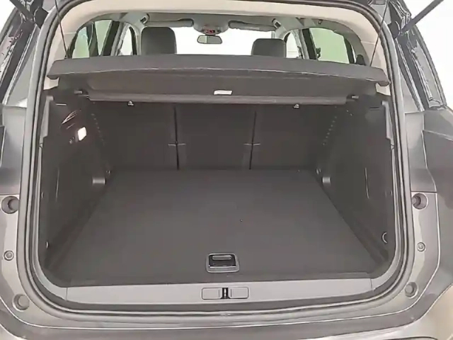 Citroën C5 Aircross hybride rechargeable 225 e-eat8 — photo 6