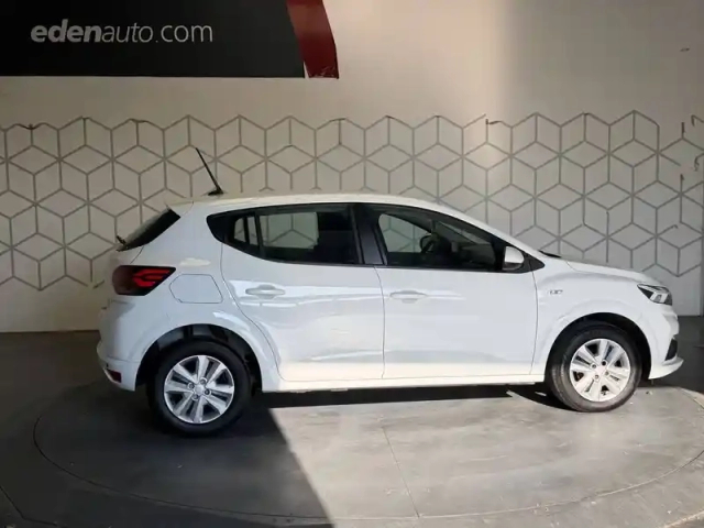 Dacia Sandero tce 90 cvt — photo 5