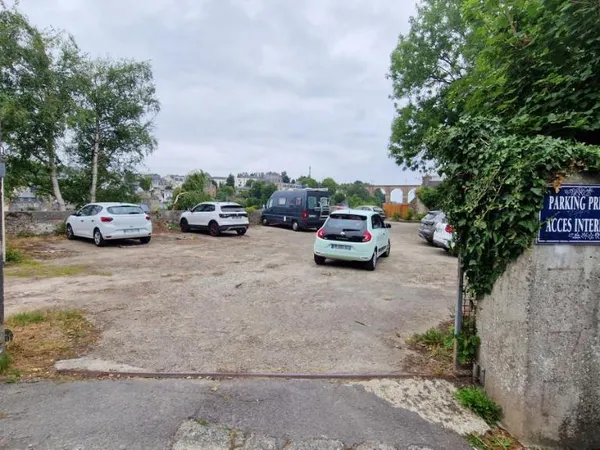Stationnement Location Morlaix   13000€