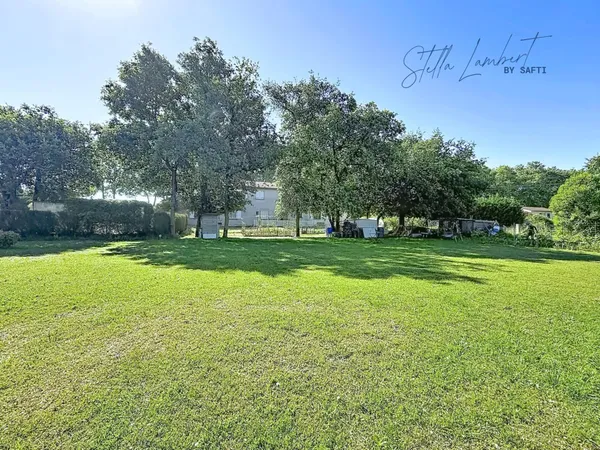 Appartement T3 rénové avec grand jardin de 400 m²