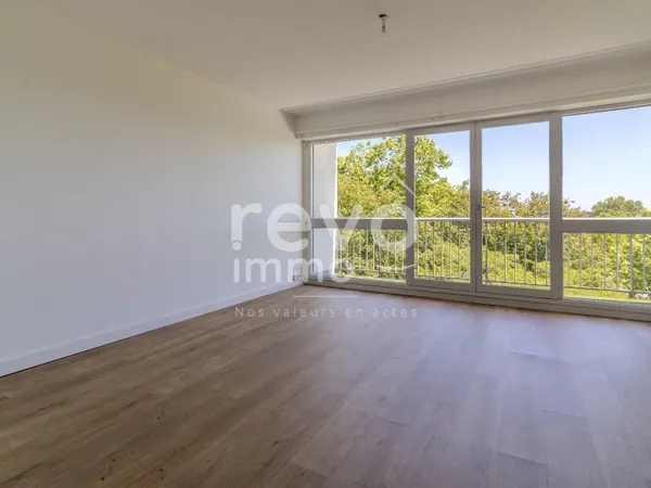 Appartement T3 entièrement rénové à Lormont – Proche Tram Les Gravières