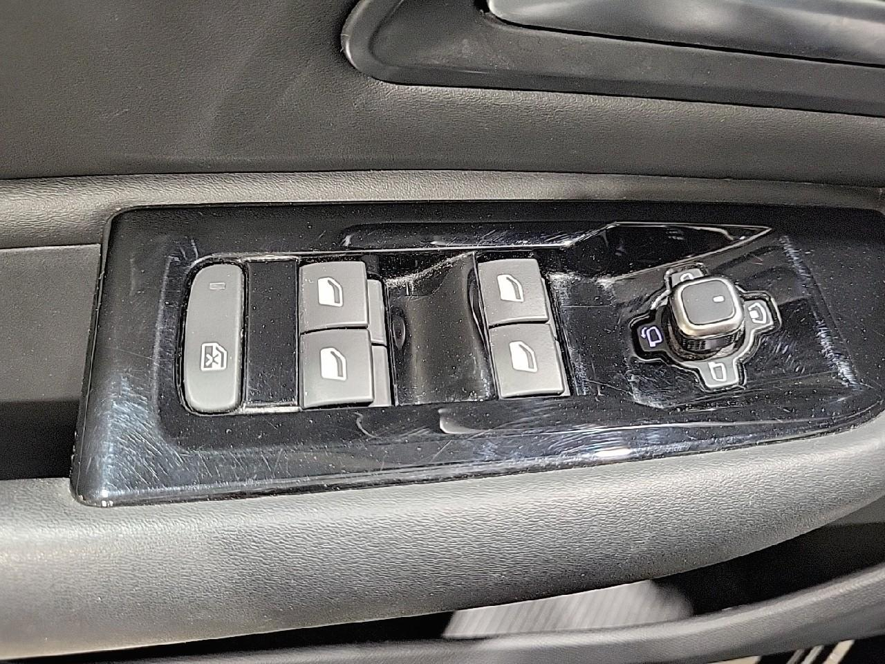 Citroën C5 X puretech 130 s&s eat8 shine — photo 23