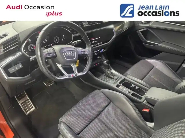 Audi Q3 sportback 35 tfsi 150 ch s tronic 7 — photo 11