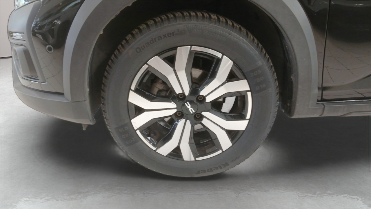 Dacia Sandero TCe 90 — photo 14
