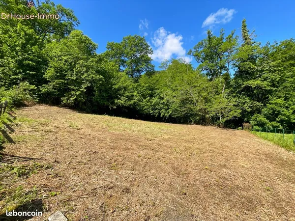 Terrain 1108 m² larriviere saint savin