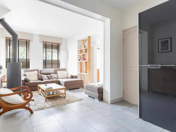 Maison 6 pièces 181 m²