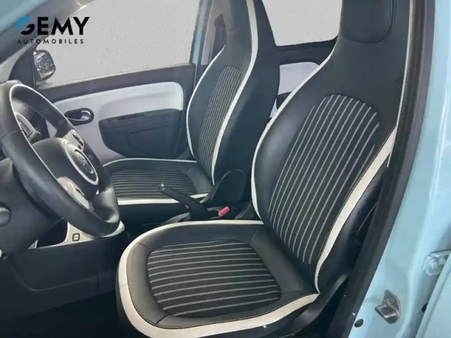 Renault Twingo iii e-tech — photo 9