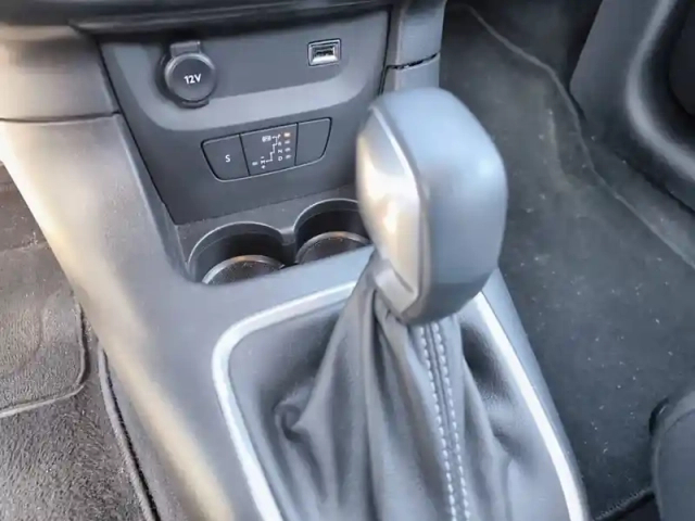 Citroën C3 puretech 110 s&amp;s eat6 — photo 14