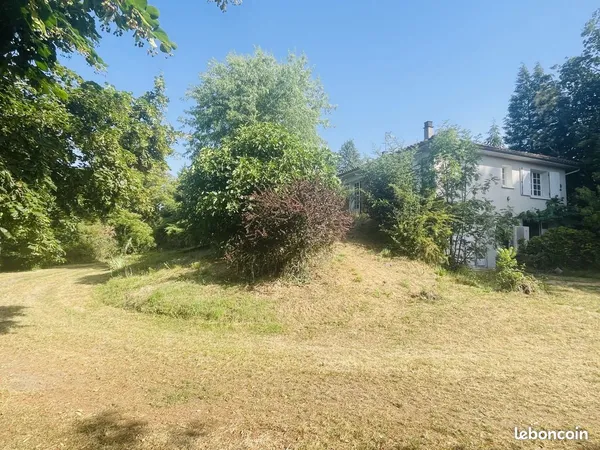 Propriété 6 pièces 152 m²