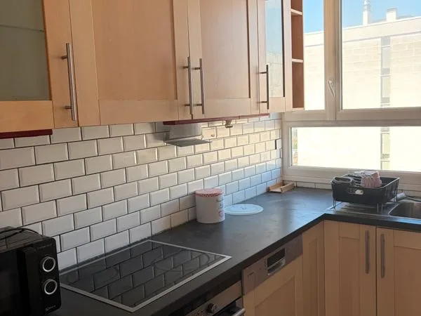 F3 lumineux de 63 m² - Meudon-la-Forêt - 1 300 charges comprises