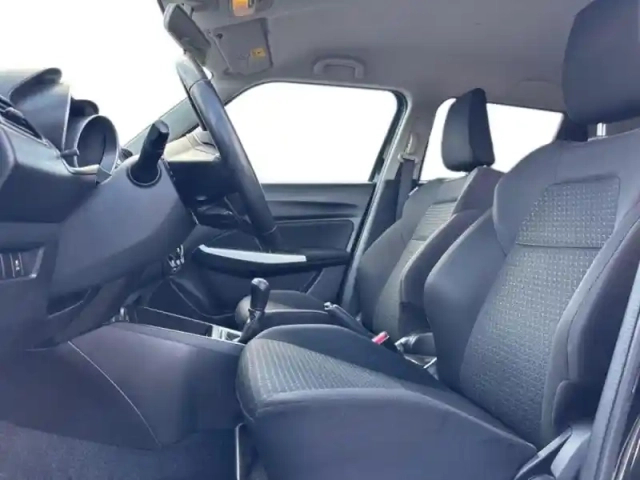 Suzuki Swift 1.0 boosterjet 111ch privilège — photo 22
