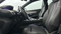 Peugeot 3008 1.2 PureTech 130ch S&S GT EAT8 — photo 12
