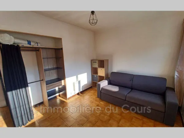 Studio 1 pièce 21 m²