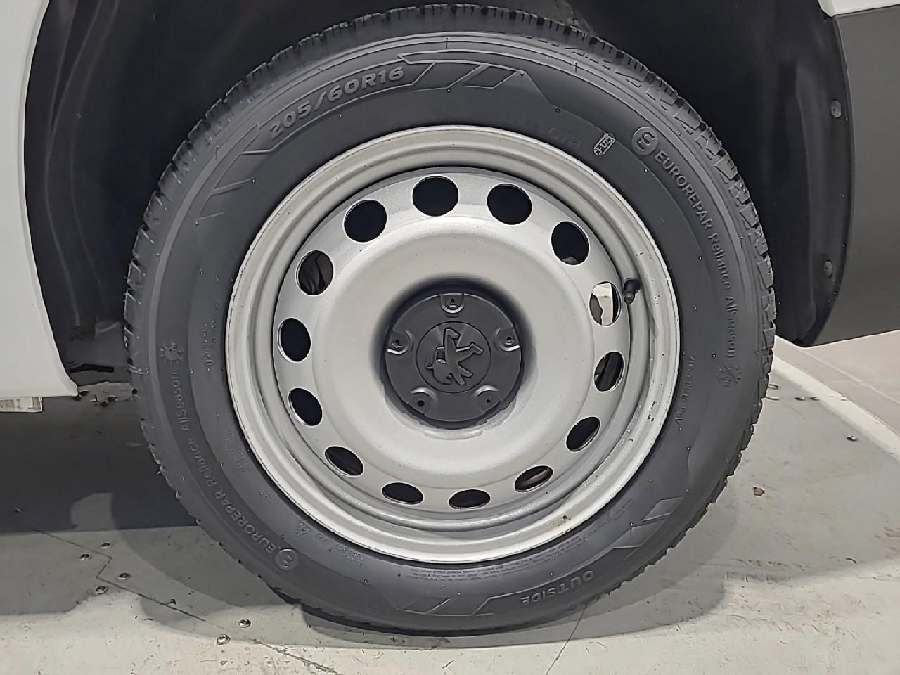 Citroën C3 Aircross puretech 130 s&s eat6 shine pack — photo 16