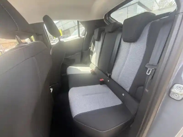 Opel Corsa 1.2 turbo 100ch edition — photo 12