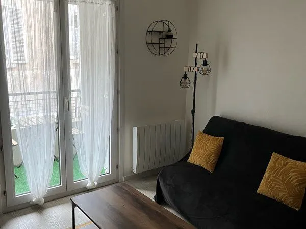 Loue studio 17 m2 centre ville