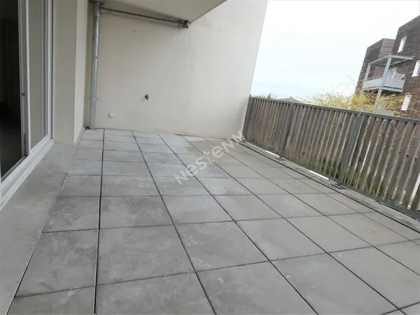BLAGNAC 31700 PROCHE TRAMWAY Agréable T4 Récent de 82.14m² terrasse de 18.27m², Suite parentale , pa