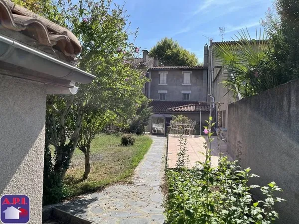 Maison 6 pièces 194 m²