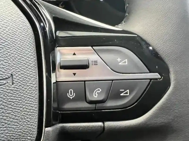 Peugeot 308 1.2 puretech 130ch s&amp;s allure pack eat8 — photo 14