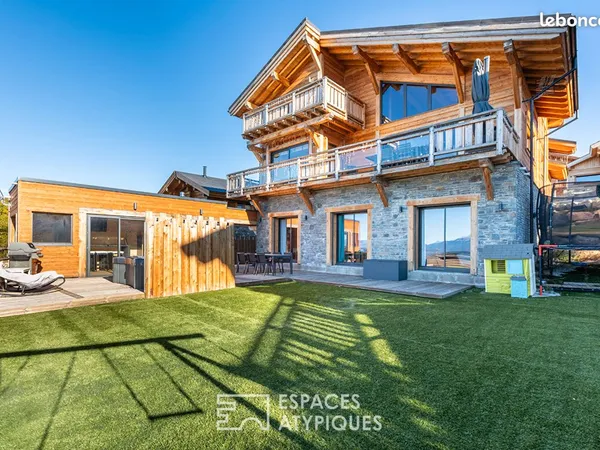 Chalet 10 pièces 330 m²