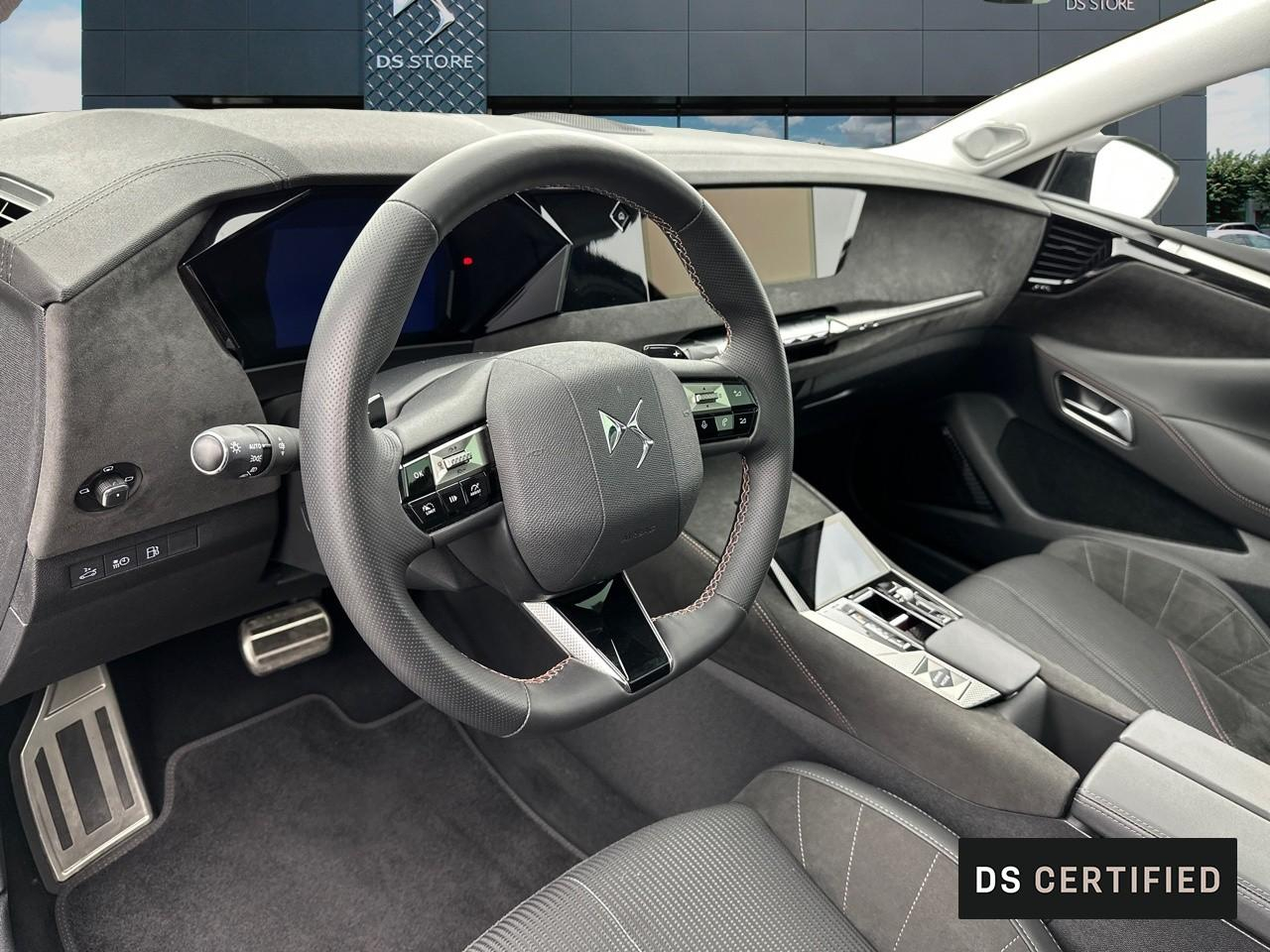 Ds Ds 4 hybride e-tense 225 eat8 performance line+ — photo 9