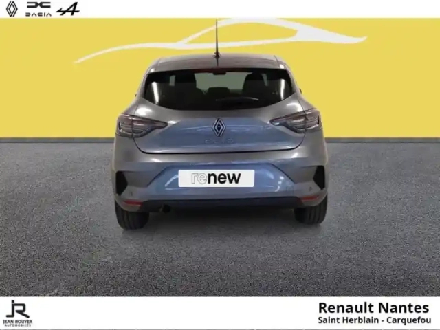 Renault Clio 1.0 tce 90ch evolution — photo 6