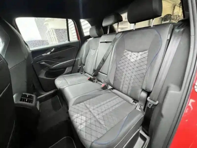 Volkswagen Tiguan 1.5 etsi 150ch dsg7 — photo 7