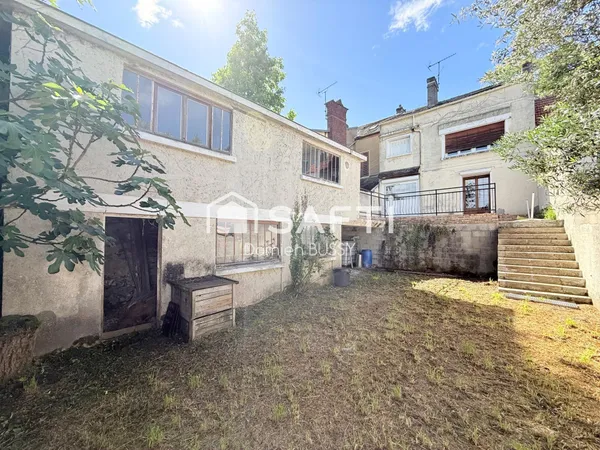 Belle maison rénovée offrant un cadre de vie agréable à Méricourt